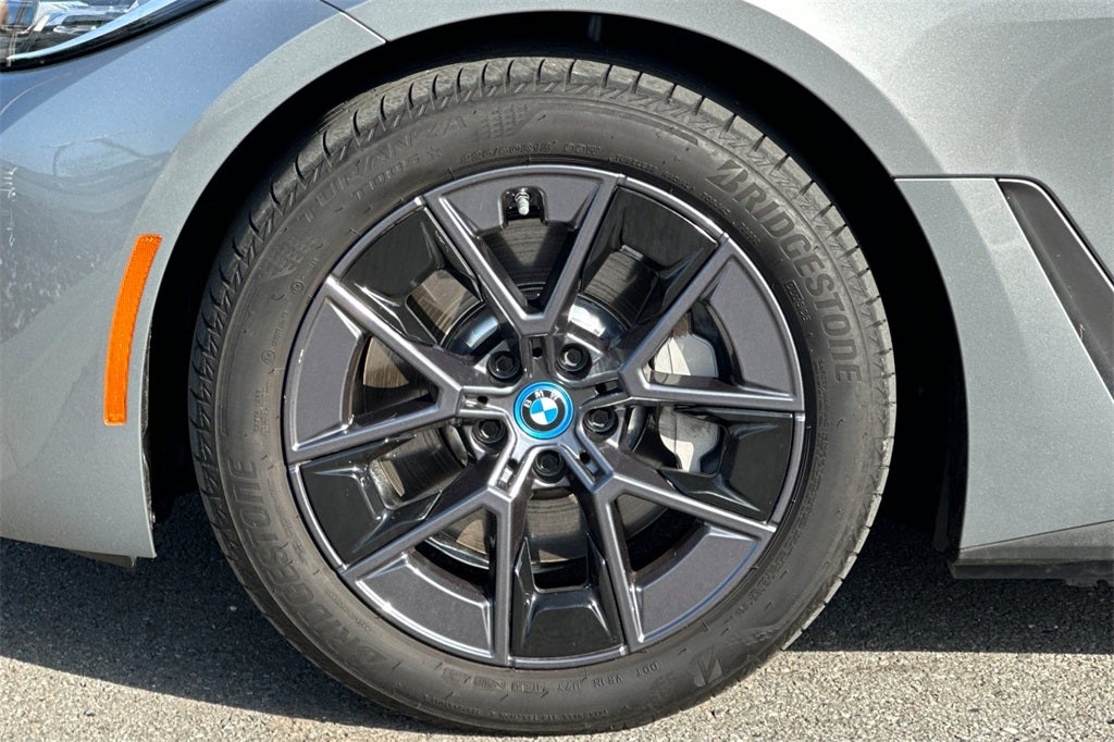 2024 BMW i4 eDrive35