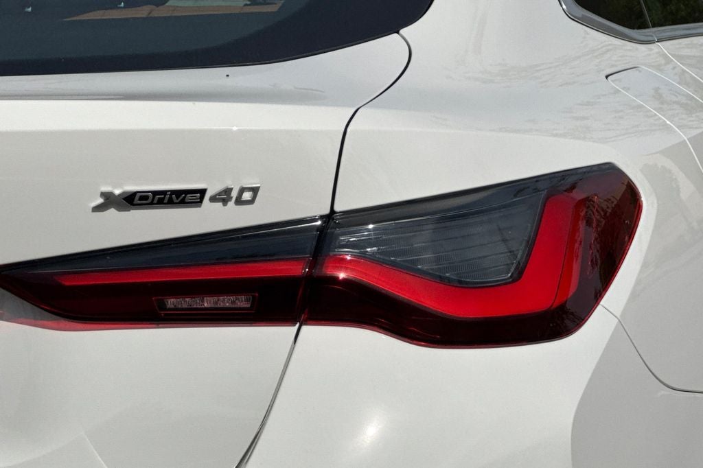 2026 BMW i4 xDrive40