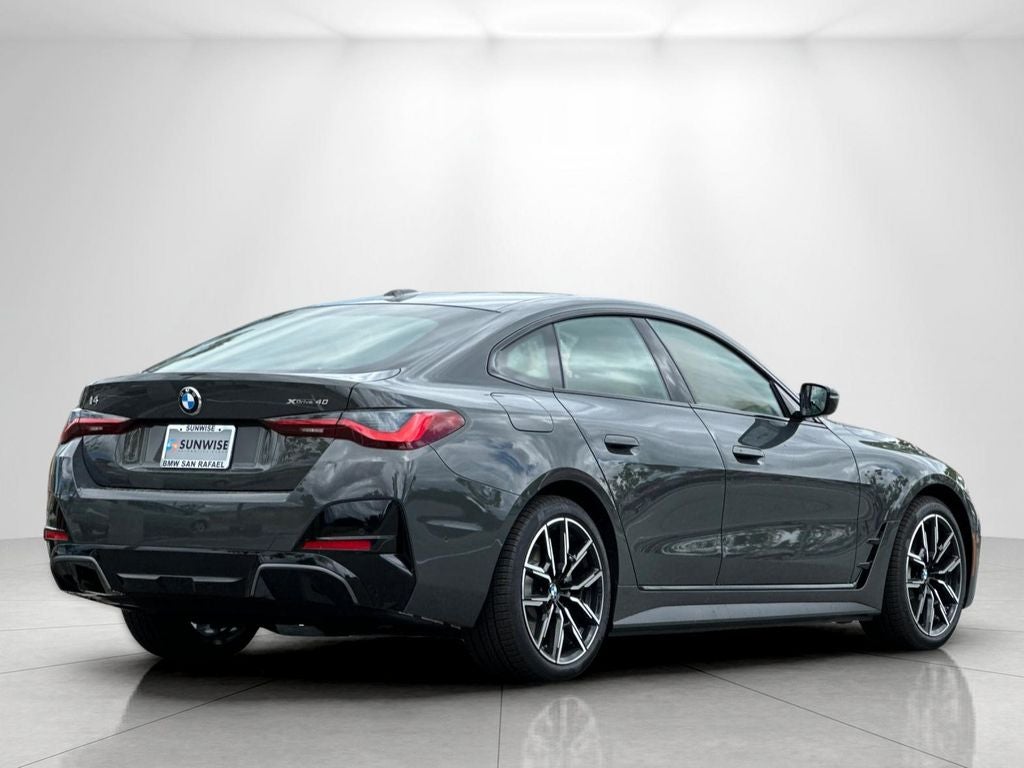 2026 BMW i4 xDrive40