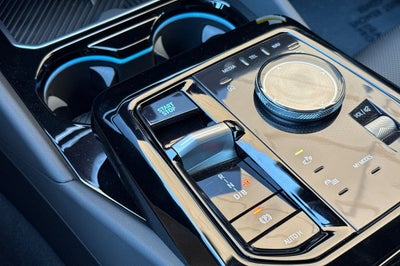 2026 BMW i5 M60