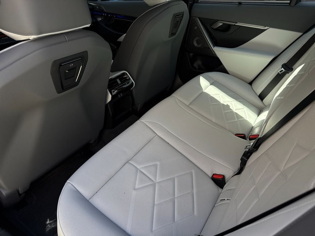 2026 BMW i5 M60