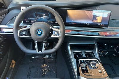 2025 BMW i7 xDrive60