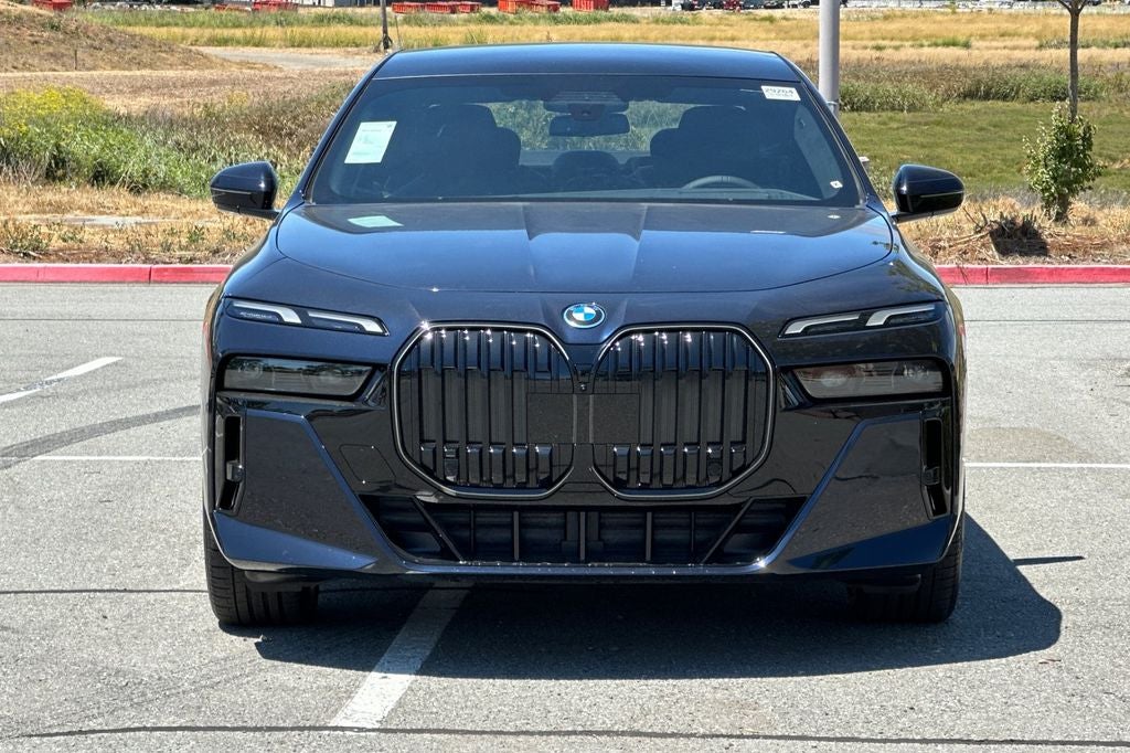 2025 BMW i7 xDrive60