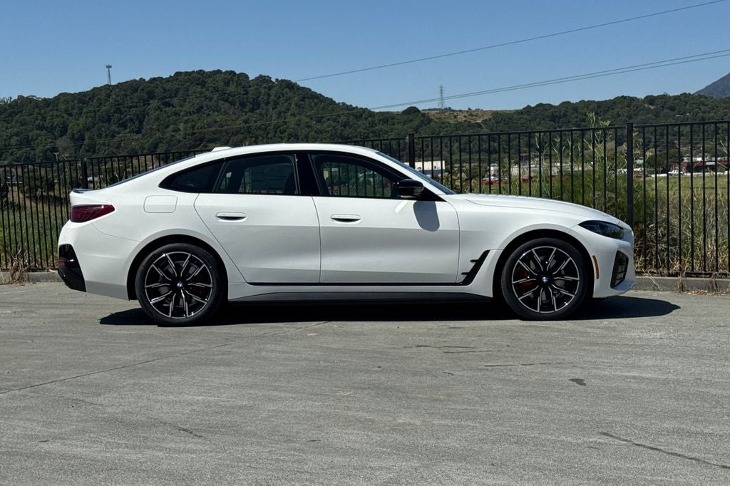 2026 BMW i4 eDrive40