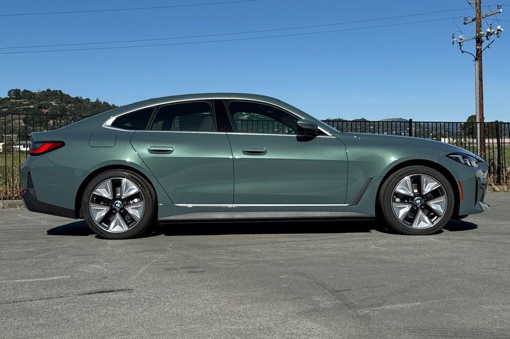 2026 BMW i4 eDrive40