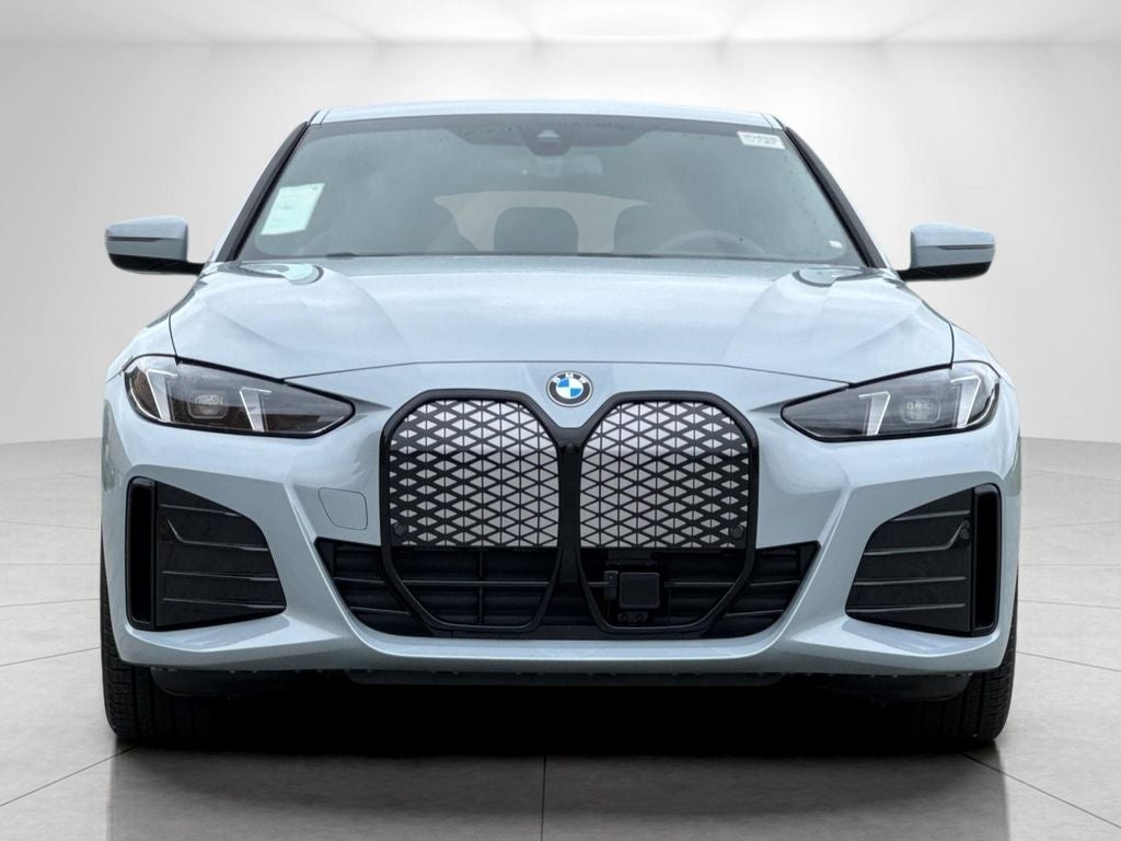 2026 BMW i4 eDrive40