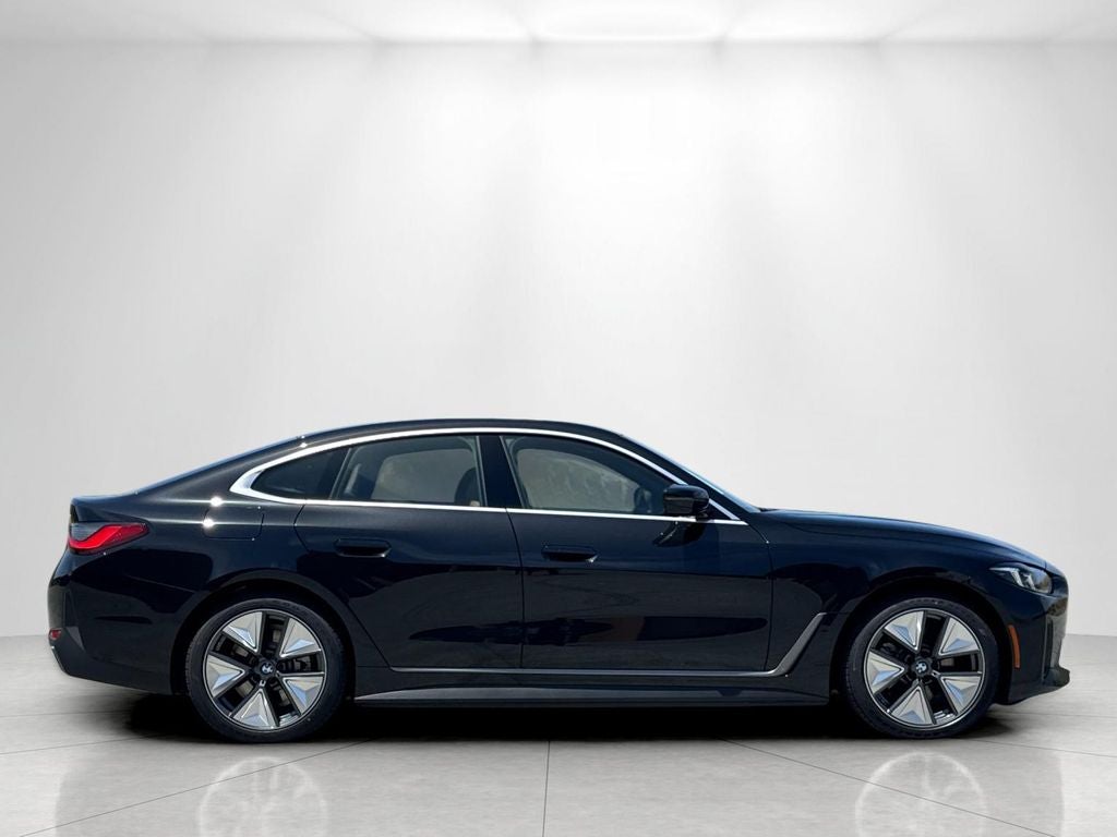 2026 BMW i4 eDrive40