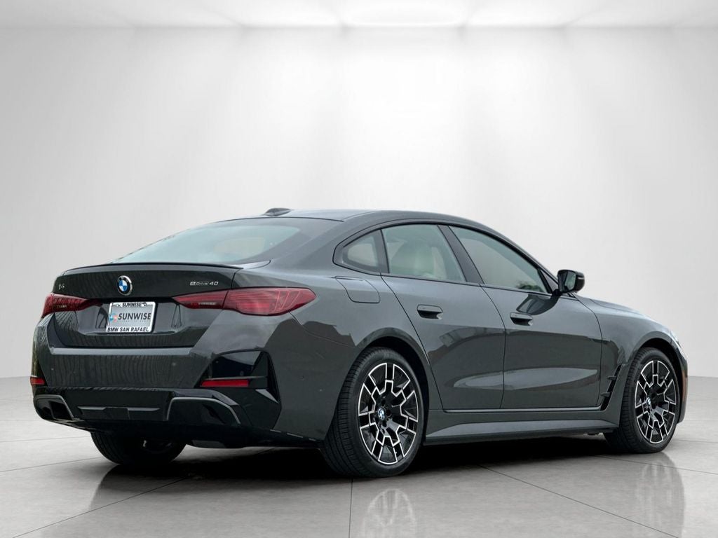 2026 BMW i4 eDrive40