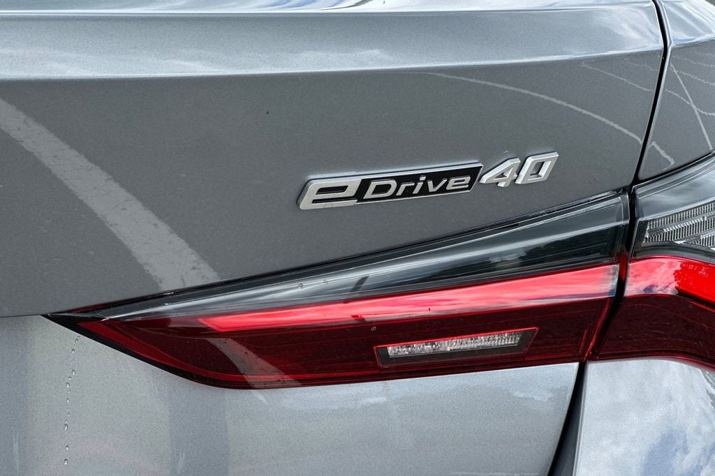 2026 BMW i4 eDrive40