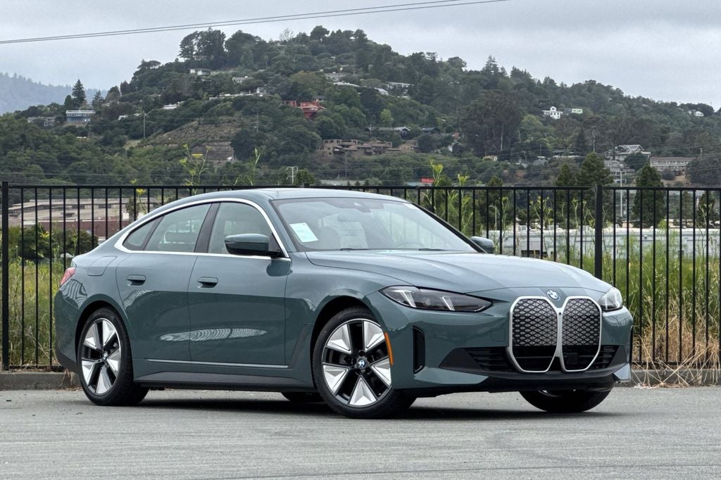 2026 BMW i4 eDrive40