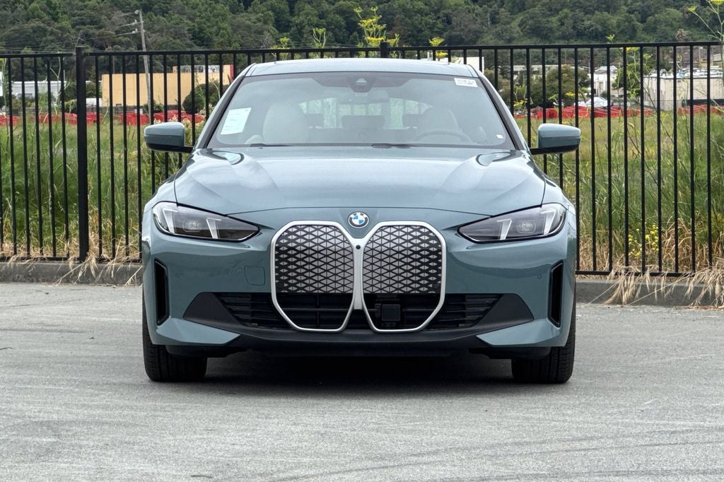 2026 BMW i4 eDrive40