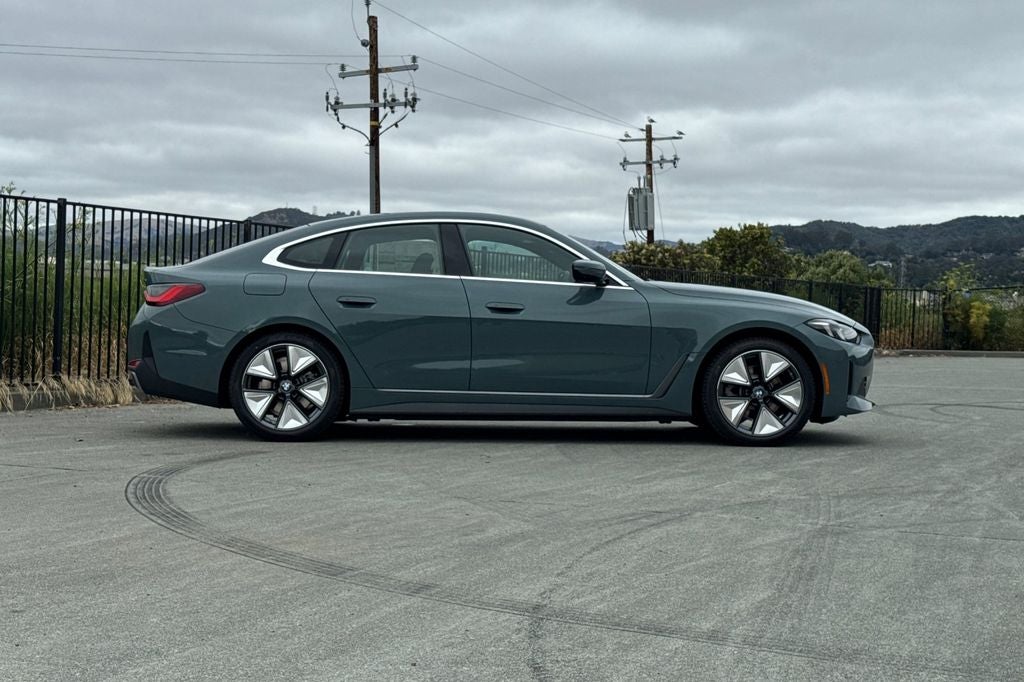 2026 BMW i4 eDrive40