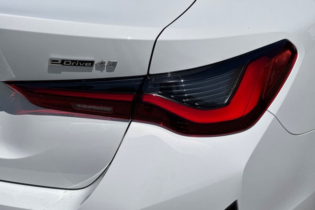 2026 BMW i4 eDrive40