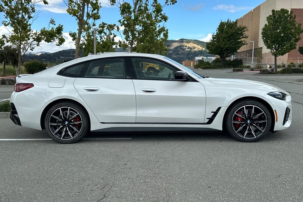 2026 BMW i4 eDrive40