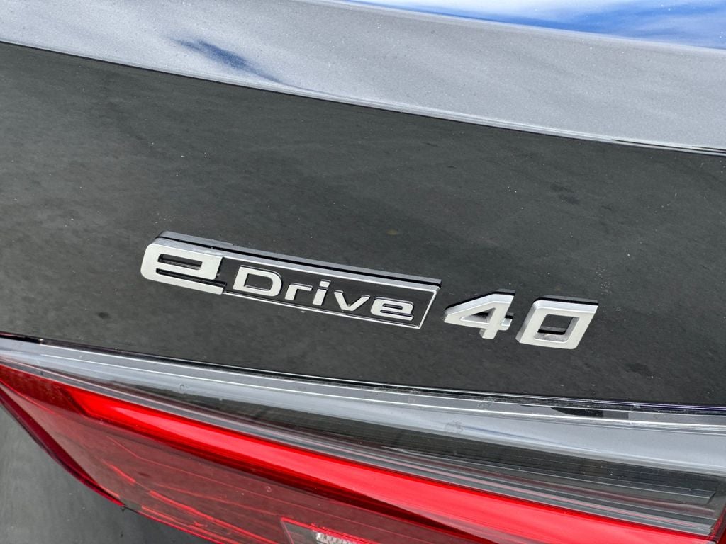 2026 BMW i4 eDrive40