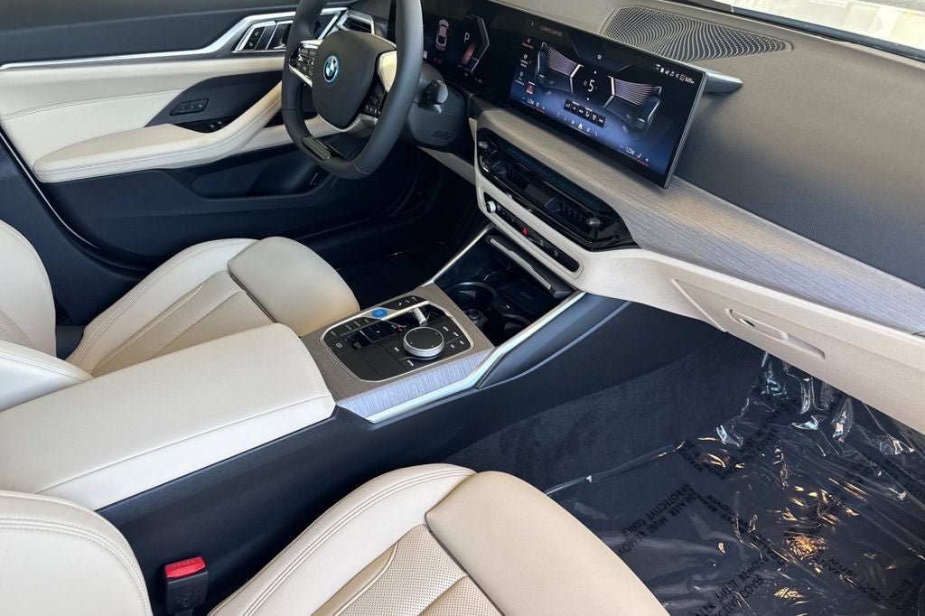 2026 BMW i4 eDrive40