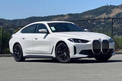 2026 BMW i4 eDrive40