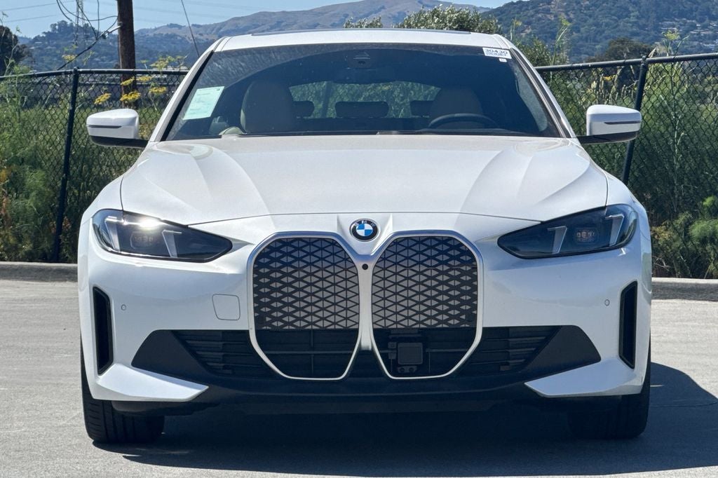 2026 BMW i4 eDrive40