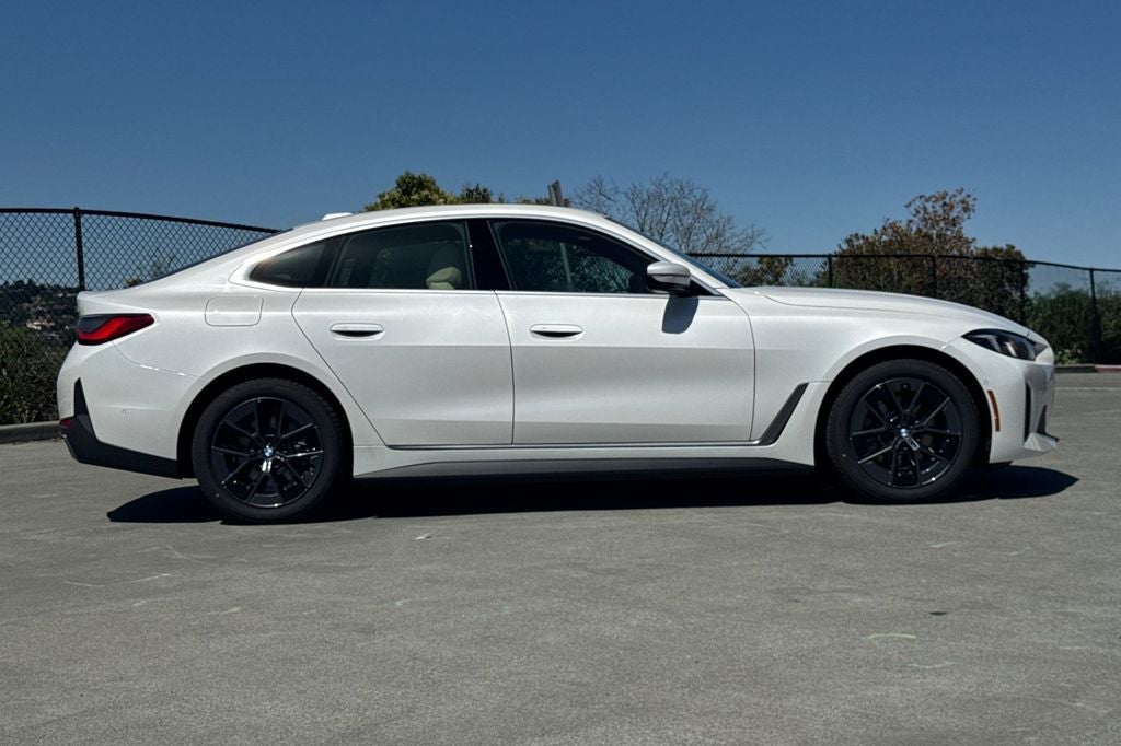 2026 BMW i4 eDrive40