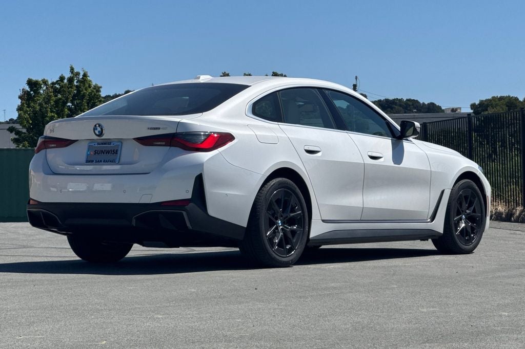 2026 BMW i4 eDrive40