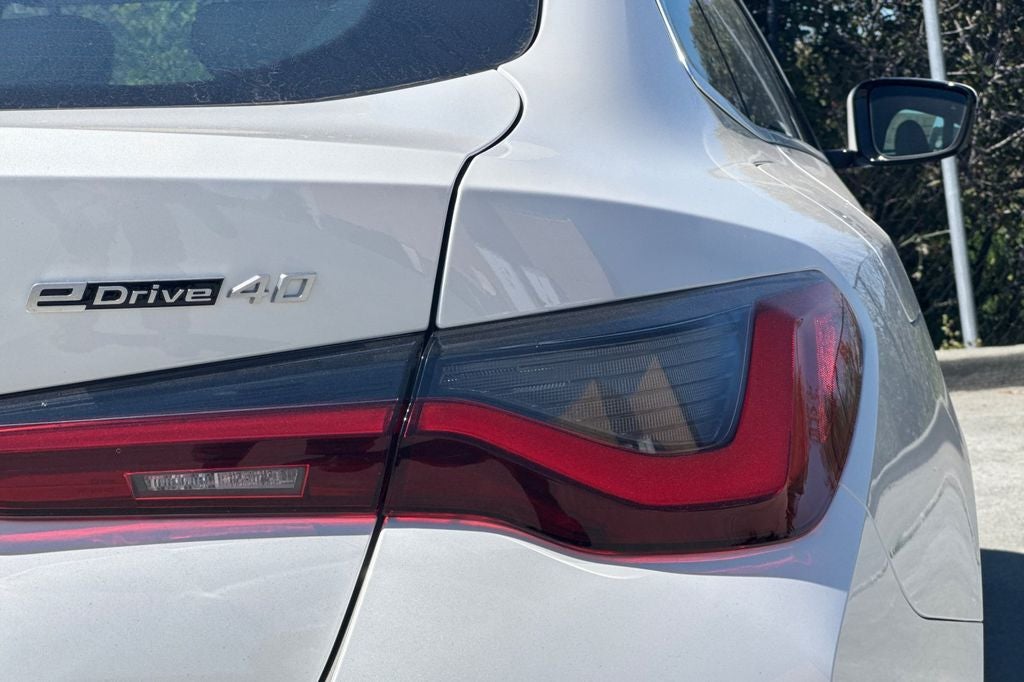 2026 BMW i4 eDrive40