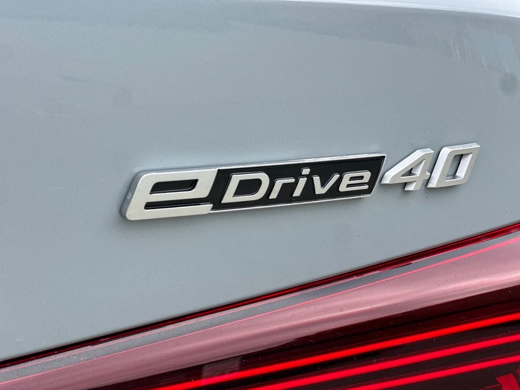2026 BMW i4 eDrive40