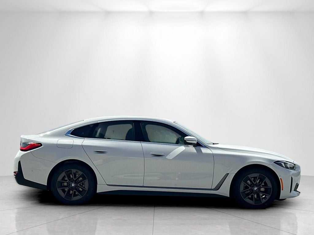 2026 BMW i4 eDrive40