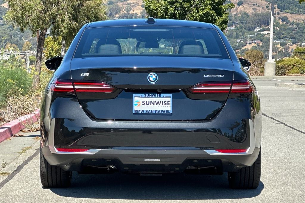 2026 BMW i5 eDrive40