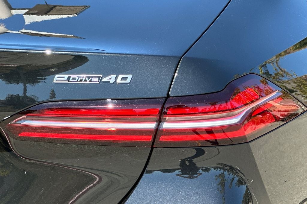 2026 BMW i5 eDrive40