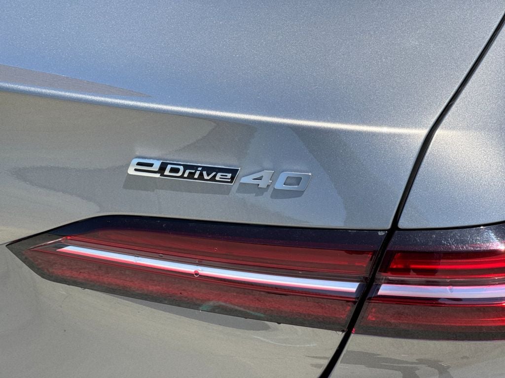 2026 BMW i5 eDrive40
