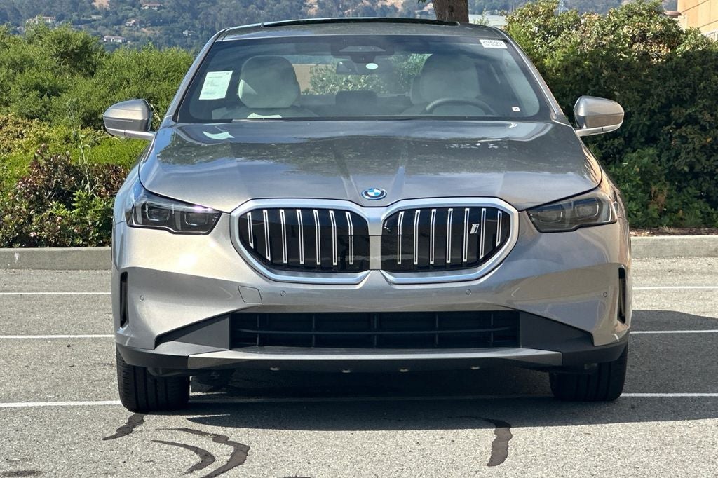 2026 BMW i5 eDrive40