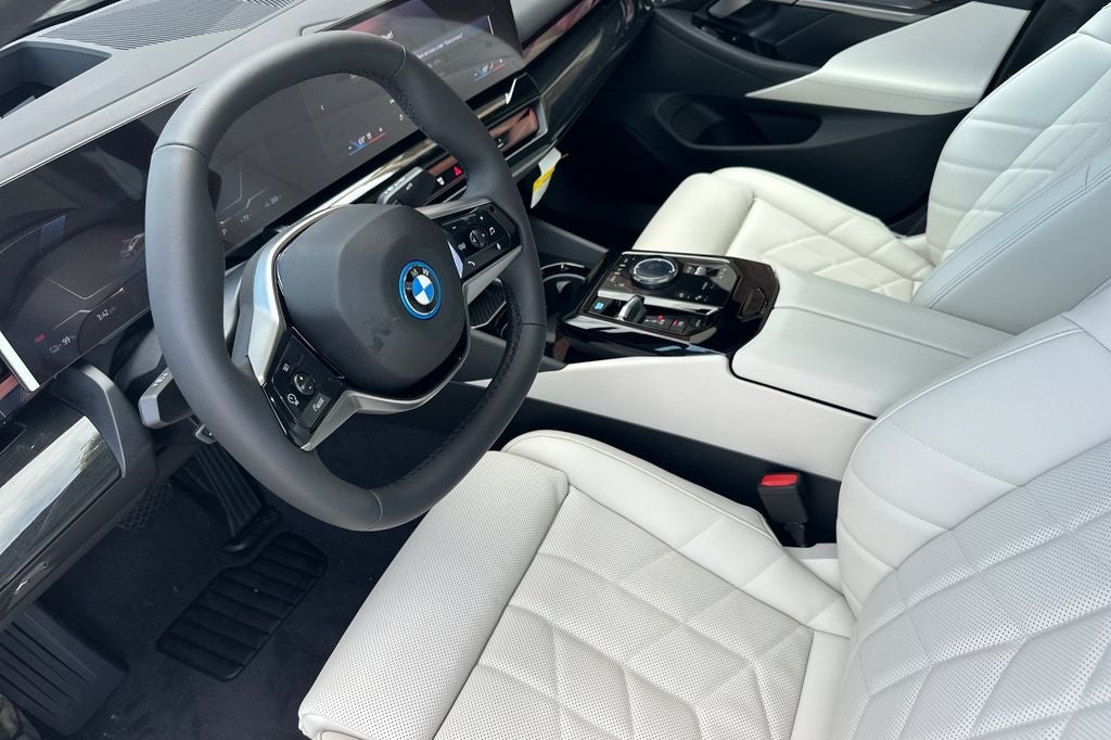 2026 BMW i5 eDrive40