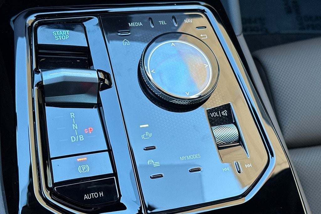 2026 BMW i5 eDrive40