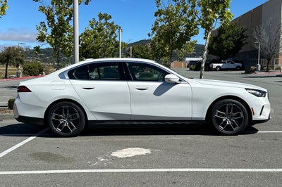 2026 BMW i5 eDrive40