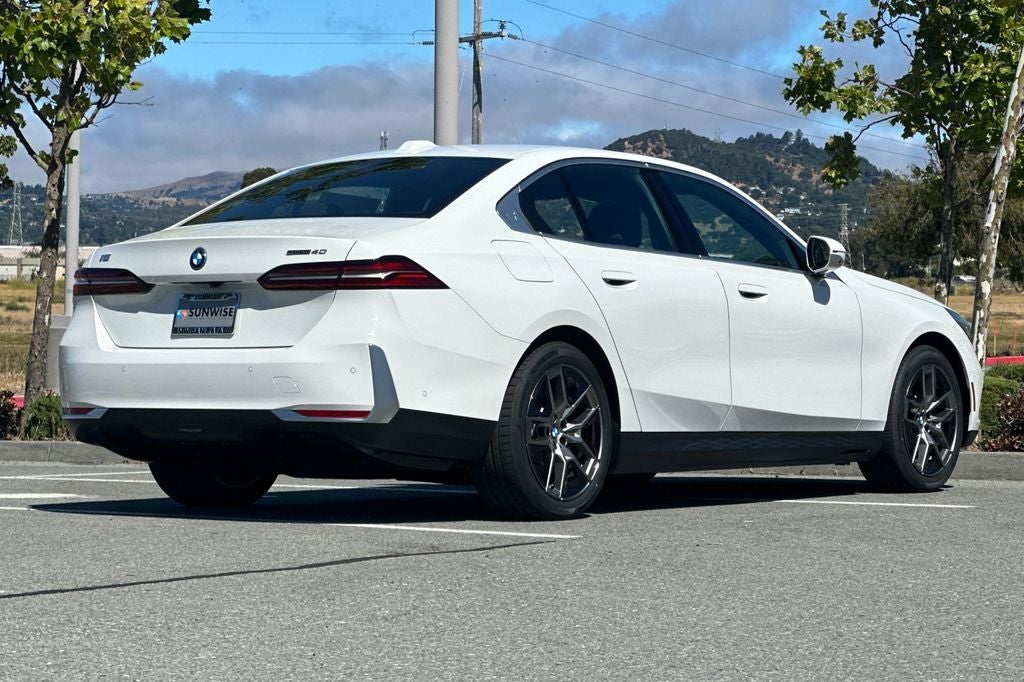 2026 BMW i5 eDrive40