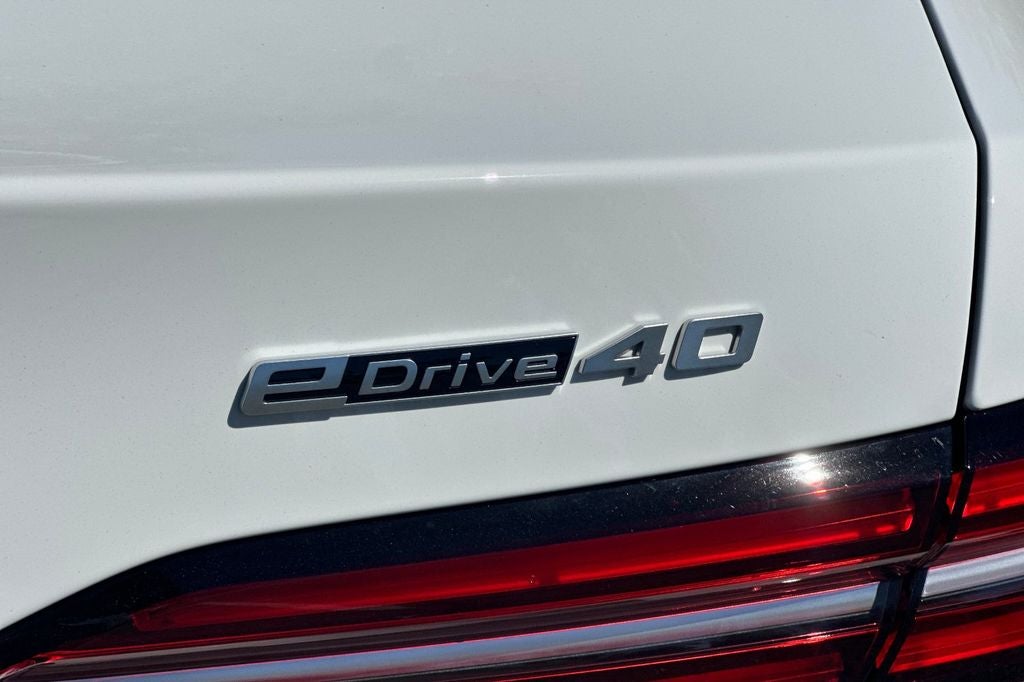 2026 BMW i5 eDrive40