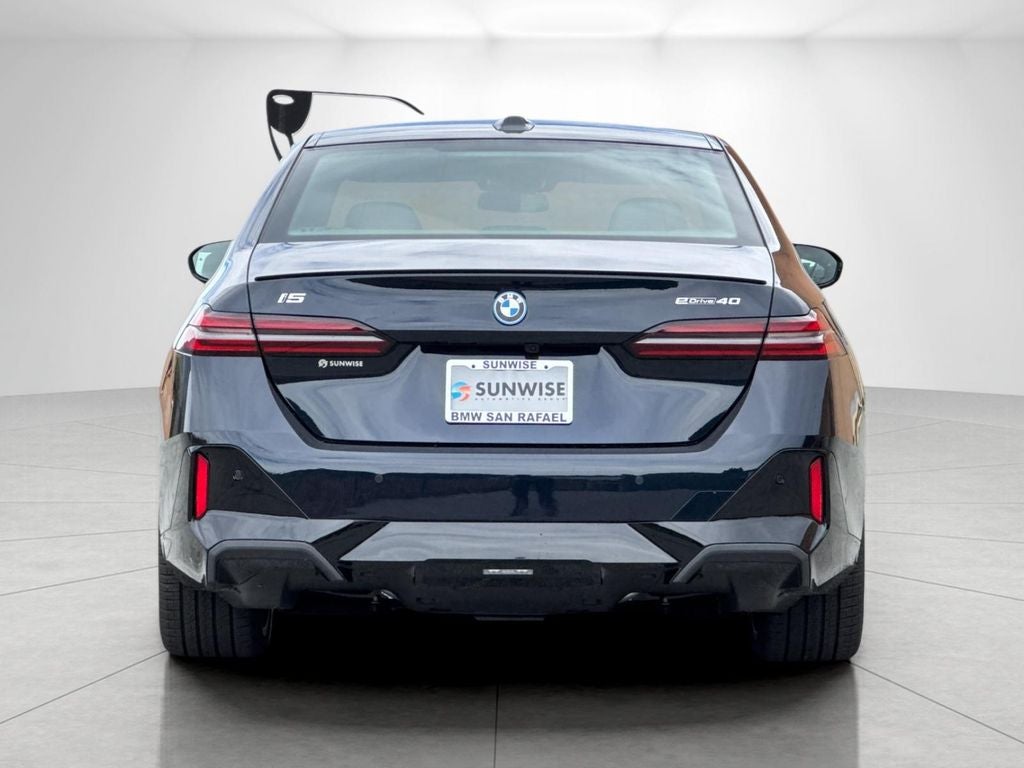 2027 BMW i5 eDrive40