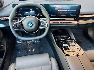 2027 BMW i5 eDrive40
