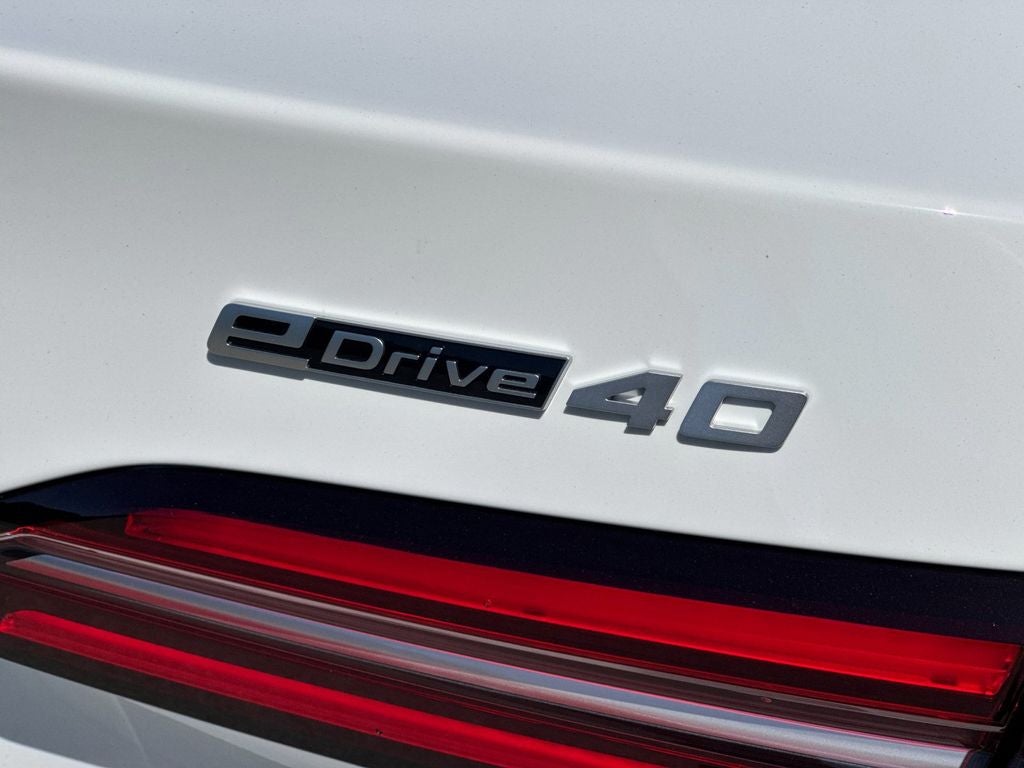 2027 BMW i5 eDrive40