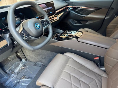 2027 BMW i5 eDrive40
