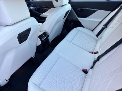 2027 BMW i5 eDrive40