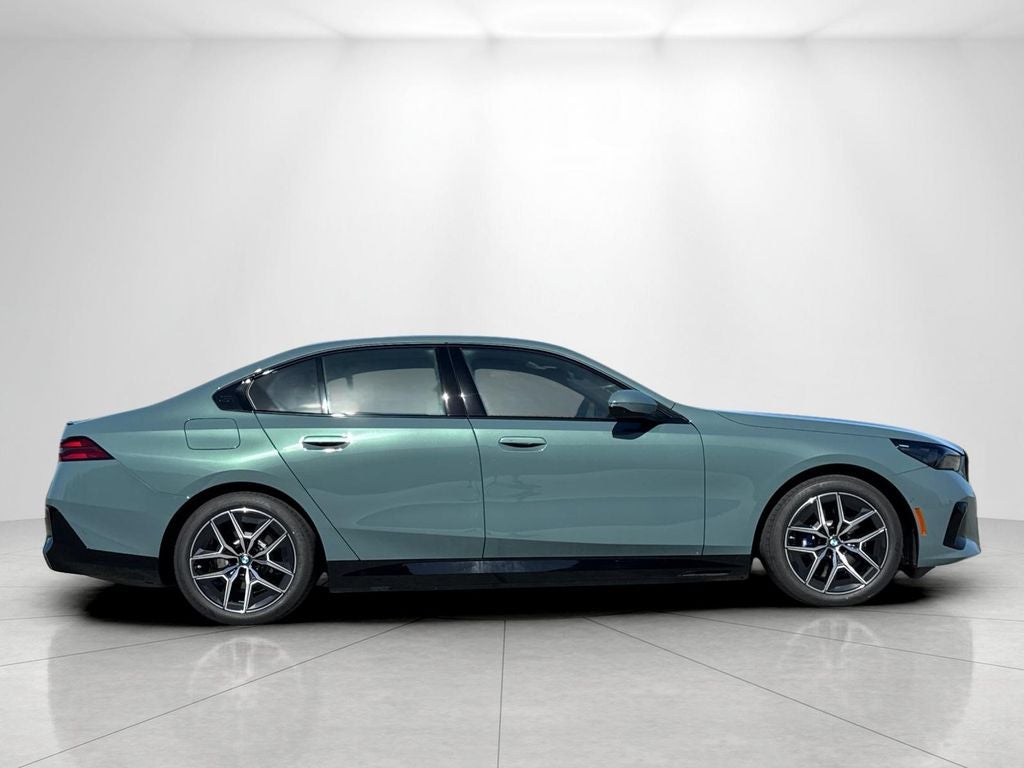 2027 BMW i5 eDrive40