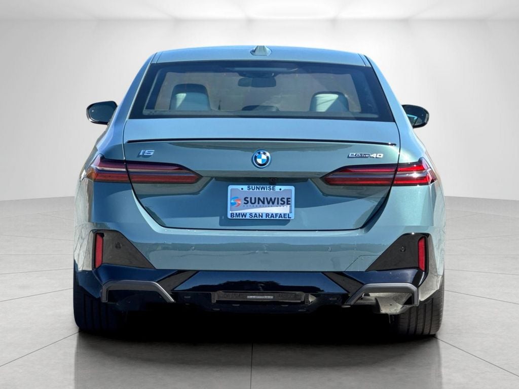 2027 BMW i5 eDrive40