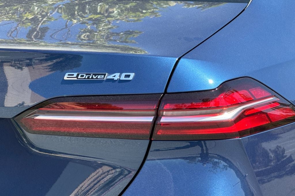 2026 BMW i5 eDrive40