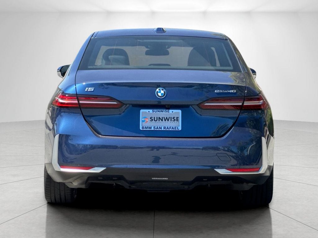 2026 BMW i5 eDrive40