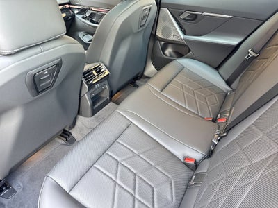 2027 BMW i5 eDrive40