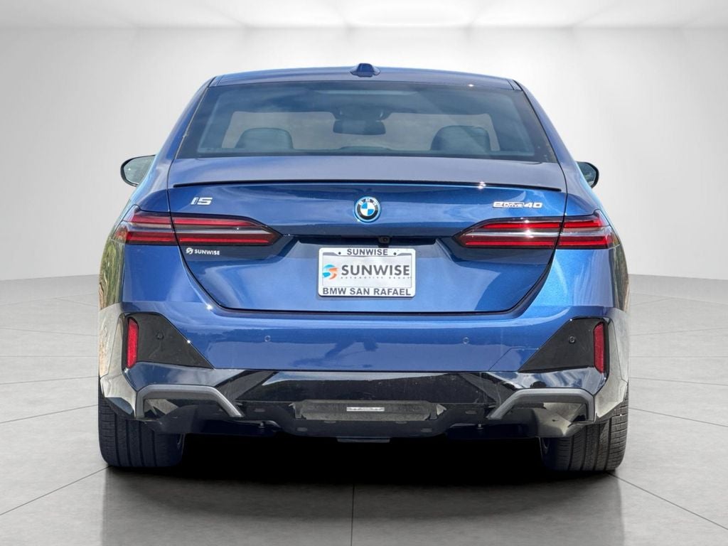 2027 BMW i5 eDrive40