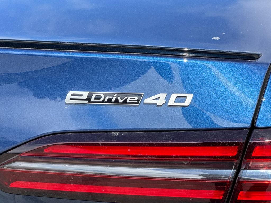 2027 BMW i5 eDrive40