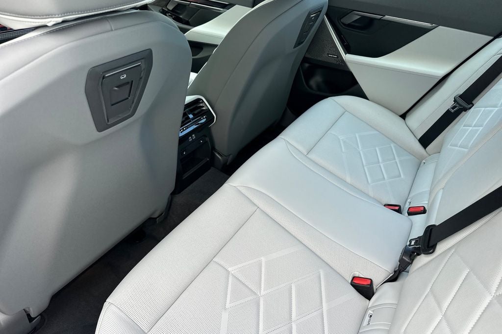 2027 BMW i5 eDrive40