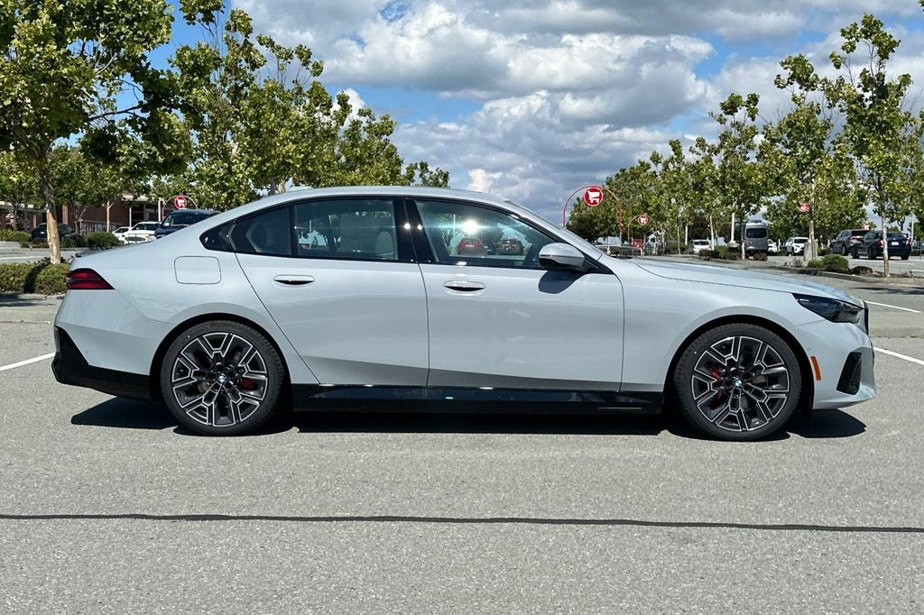 2027 BMW i5 eDrive40
